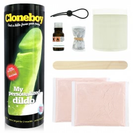 Clona Pentru Penis Cu Dildo Glow In The Dark pe xBazar