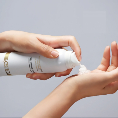 Spumă de Masaj YESforLOV cu Senzație Efervescentă 150 ml